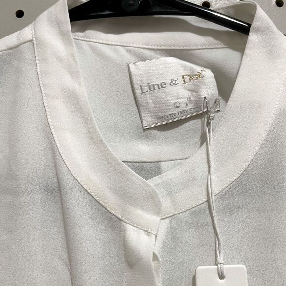 Line & Dot Blouse Large White Sleeveless Zebra Neon Button Tank Work Casual NWT - Picture 4 of 4